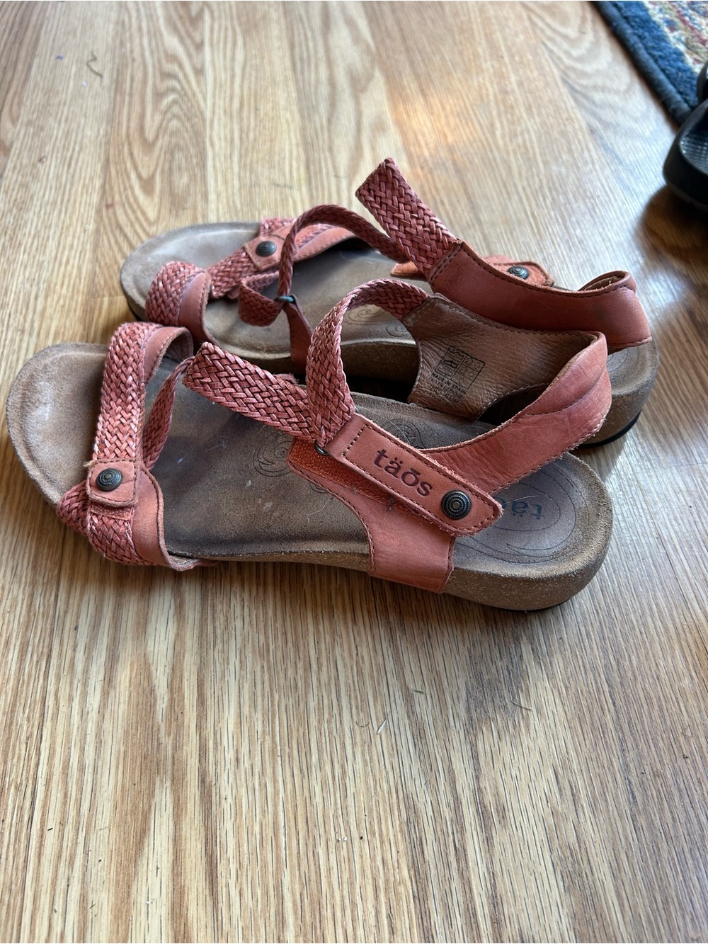 Taos Braided Coral Leather Sandals - Picture 3 of 6